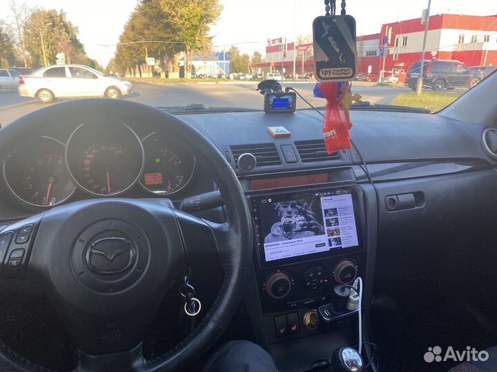 Mazda 3 1.6 МТ, 2006, 193 000 км