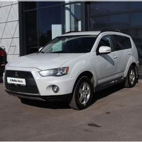 Mitsubishi Outlander 2.4 CVT, 2011, 245 000 км, с пробегом, цена 1 229 000 руб.