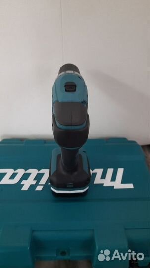 Шуруповерт аккумуляторнный Makita DF 347 DWE