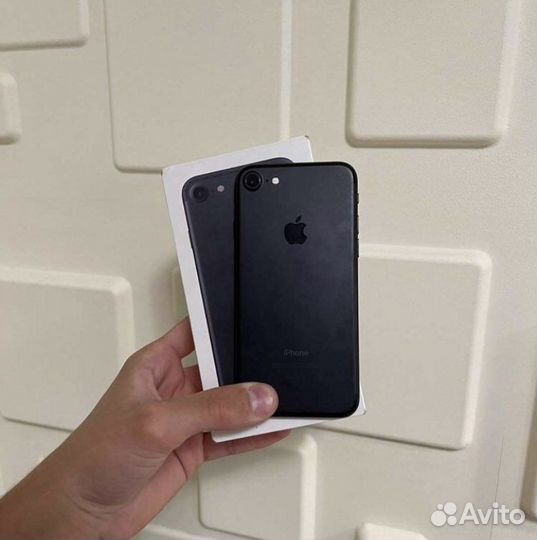 iPhone 7 32gb Black Витринный,Магазин,Кредит