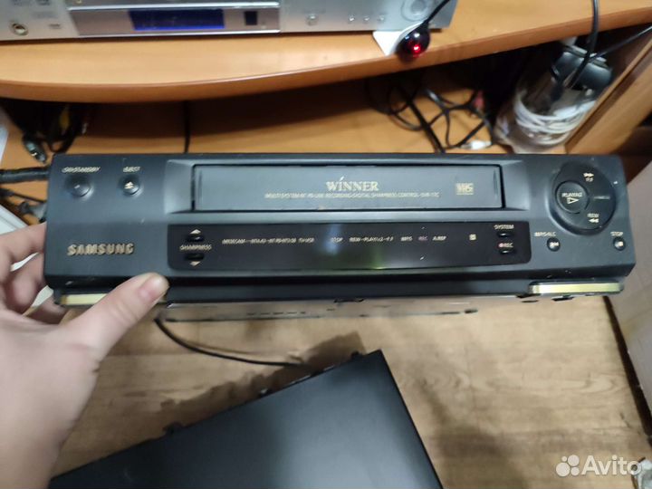 Видеомагнитофон