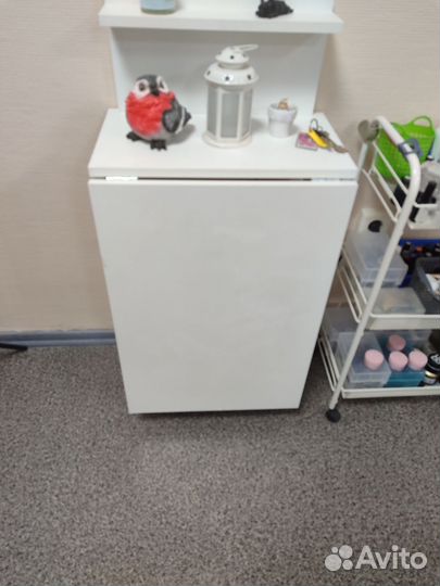 Маникюрный стол складной бу