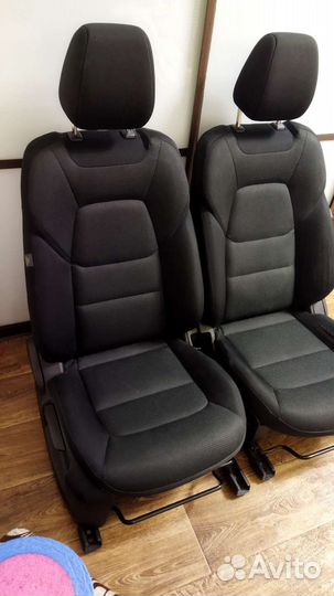 Передние сиденья