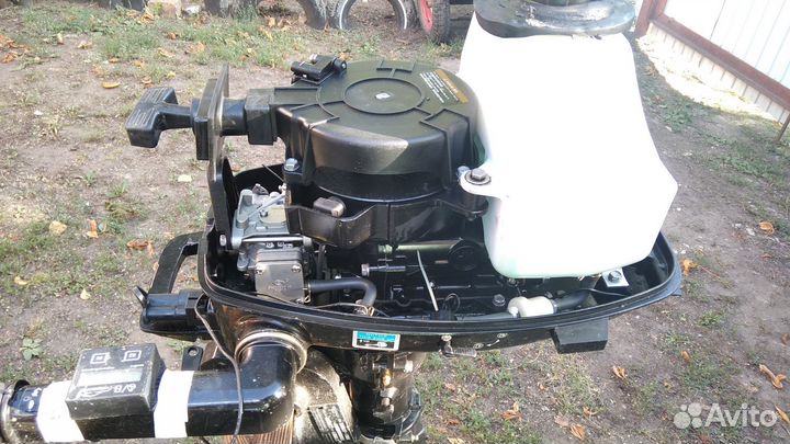 Лодочный мотор