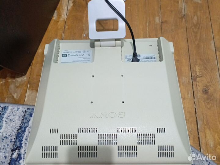 Монитор Sony SDM E76D