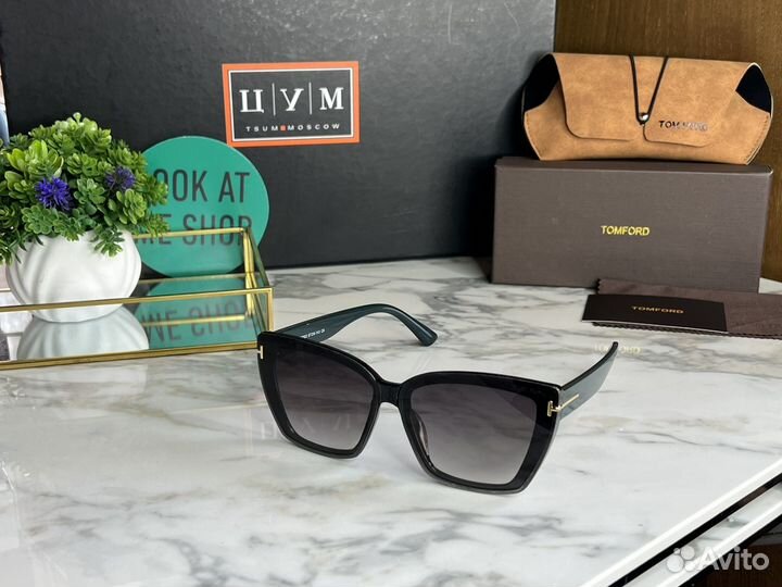 Очки Tom Ford женские солнцезащитные