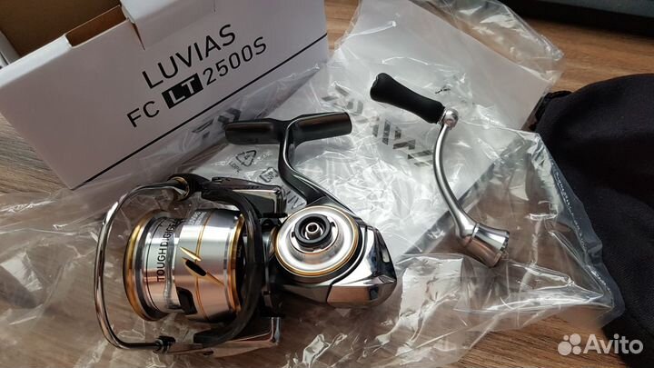 Daiwa 20 Luvias FC LT 2500S JDM