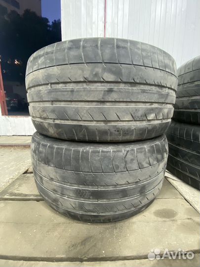 Dunlop SP Sport Maxx GT 285/35 R21 и 325/30 R21