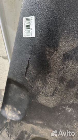 Обшивка багажника задняя правая Honda Stepwgn RF3