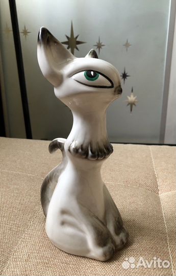 Статуэтка копилка кошка