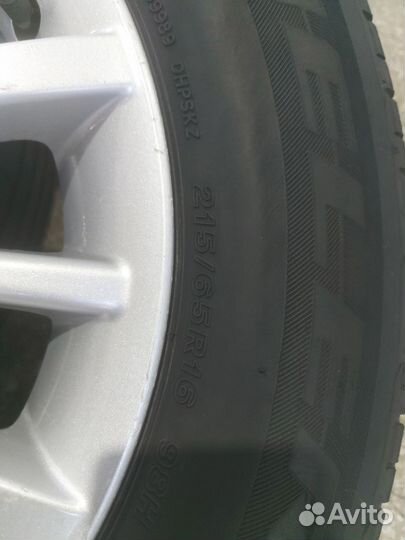 Bridgestone Dueler H/P Sport 215/45 R16