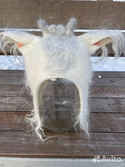 Шапка шлем с ушками 100% шерсть ручная работа