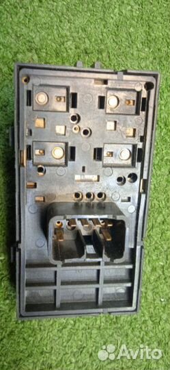 Блок управления стеклоподъёмниками Chevrolet Aveo
