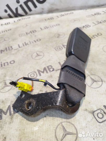 Замок ремня безопасности задний правый Mercedes