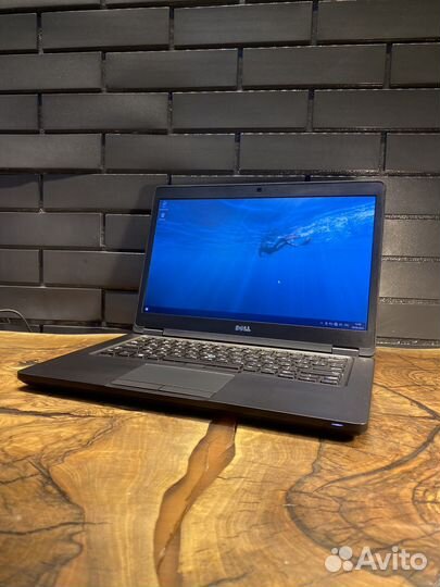 Ноутбук Dell 5480 i5-7300U/8Gb/256Gb m.2 SSD