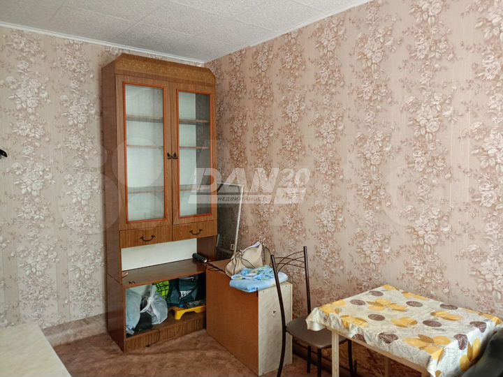 Комната 13 м² в 4-к., 4/5 эт.