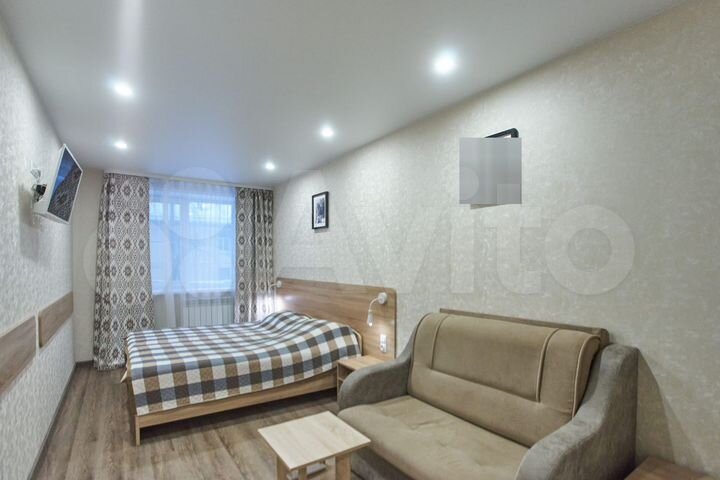 2-к. квартира, 44 м², 1/18 эт.