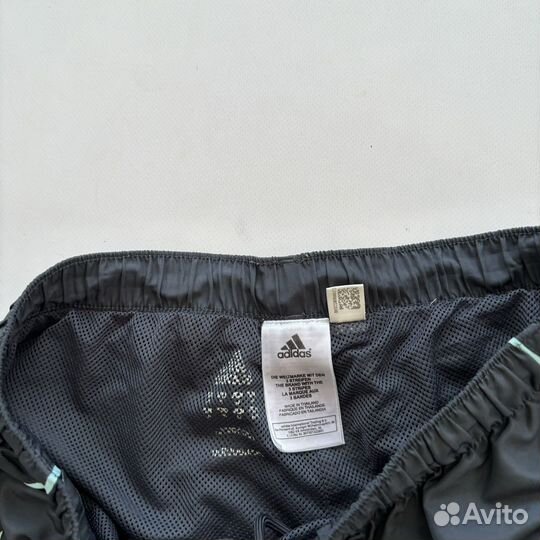 Широкие штаны adidas на утяжках