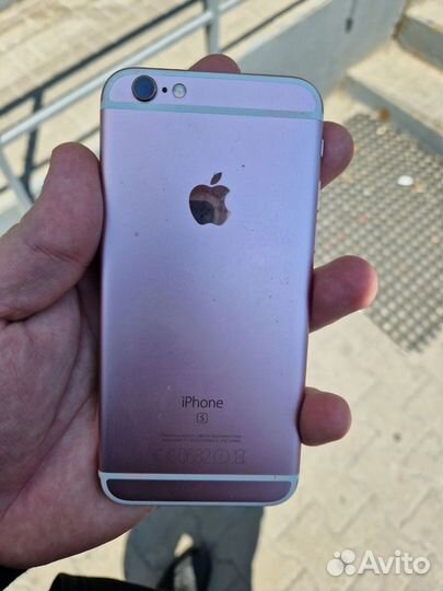 iPhone 6S, 64 ГБ