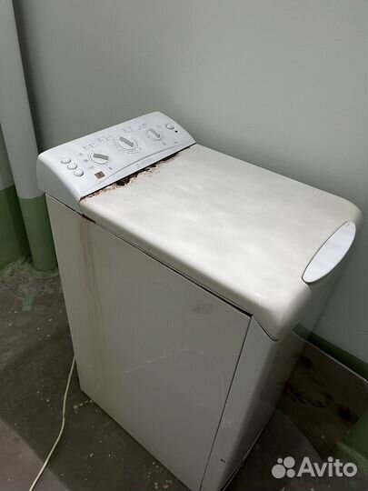 Стиральная машина с вертикальной загрузкой
