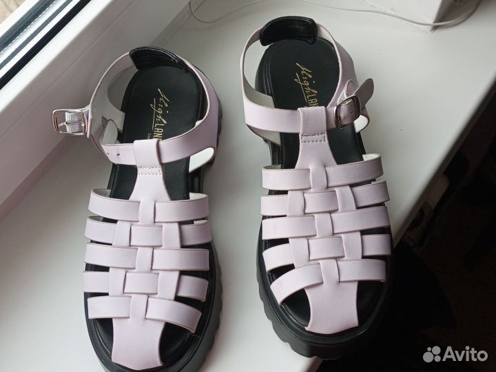 Сандалии женские 37 размер