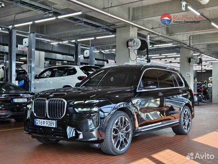 BMW X7 3.0 AT, 2023, 5 200 км