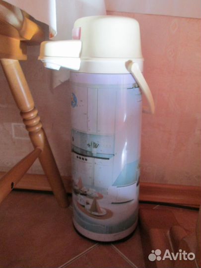 Термосы и запчасти к ним Б/У