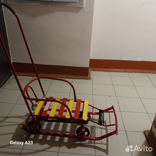 Санки на колесах