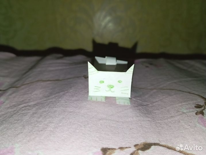 Бумажные котенок 3 рубля
