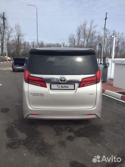 Toyota Alphard 3.5 AT, 2019, 140 000 км