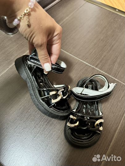 Сандалии для девочки 23 размер