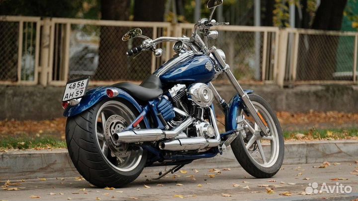 Harley Davidson FXCWC Rocker Softail