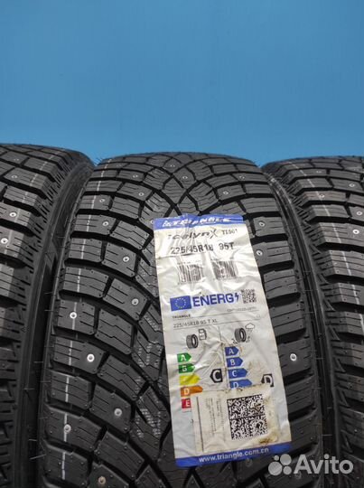Triangle IcelynX TI501 225/45 R18 96T