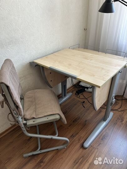 Стол и стул для школьника