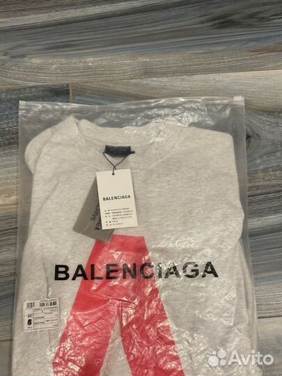 Balenciaga футболка