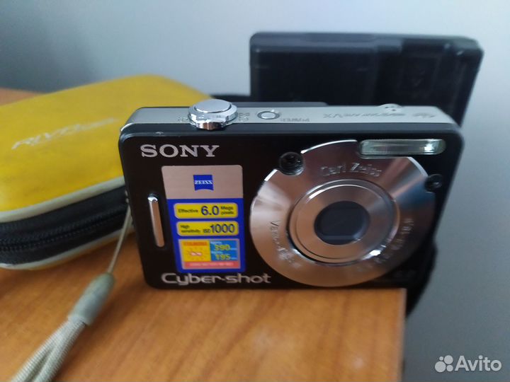 Фотоаппарат Sony Cyber-shot