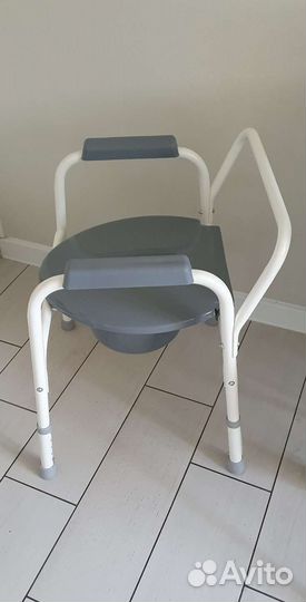 Кресло-туалет для пожилых и инвалидов