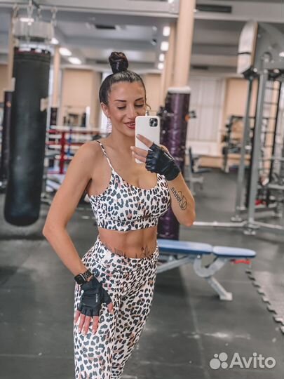 Спортивный костюм