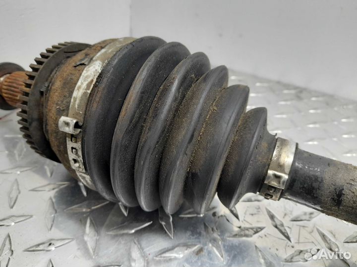 Полуось передняя R Kia Sorento 2 XM