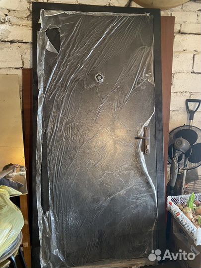 Дверь входная железная бу