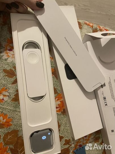 Apple watch SE 2020 44mm (1-го поколения)