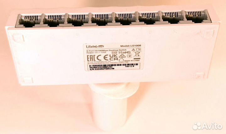 TP-Link LS1008 коммутатор на 8 LAN портов