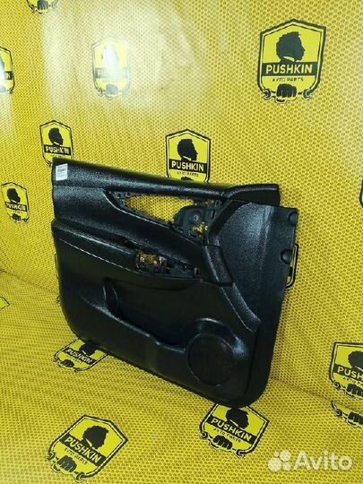 Обшивка двери передней левой Nissan Qashqai