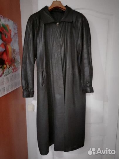 Кожаный плащ