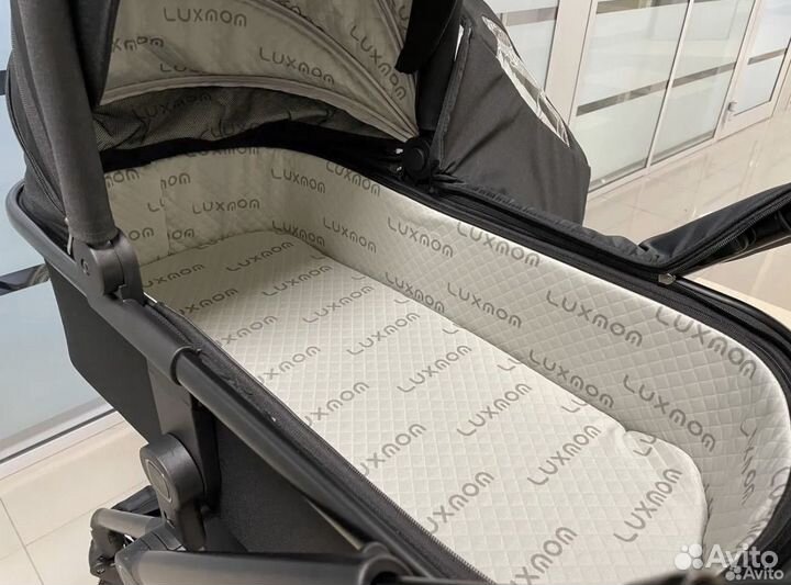 Коляска 2 в 1 новая « LuxMom » A2