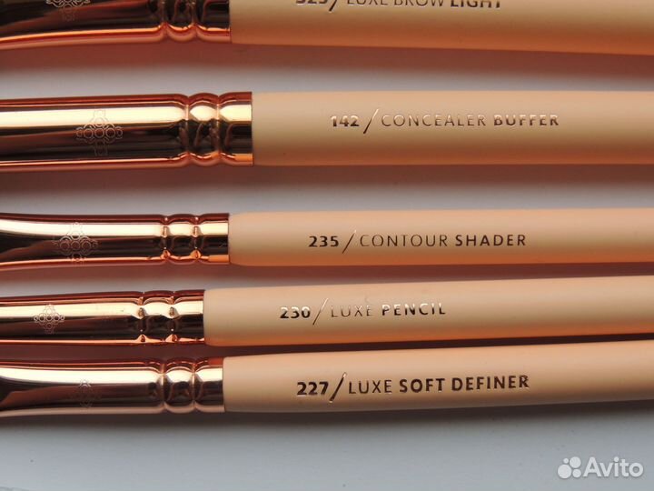 Кисть Zoeva оригинал - 142