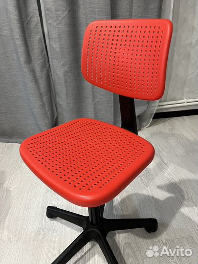 Компьютерный стул Икея