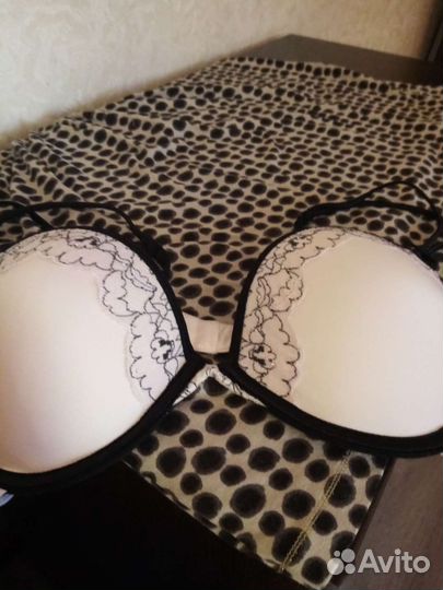 Бюстгалтер