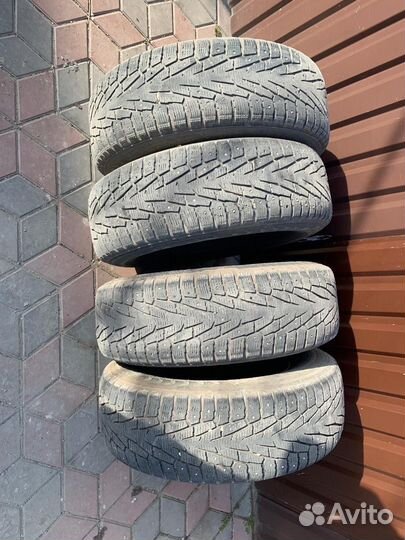 Nokian с дисками 245/70 R16