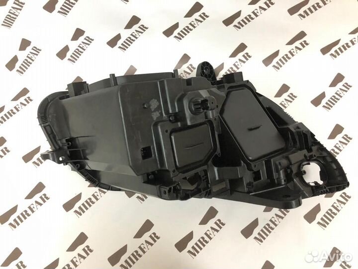 Левый корпус фары Mercedes-Benz C klasse w205